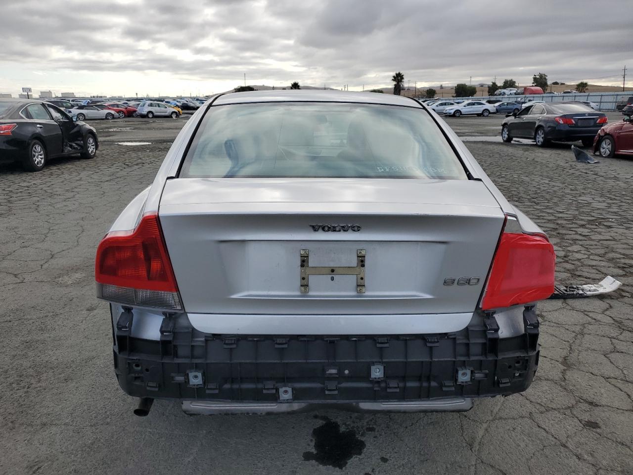 2003 Volvo S60 VIN: YV1RS64A132250177 Lot: 84012935