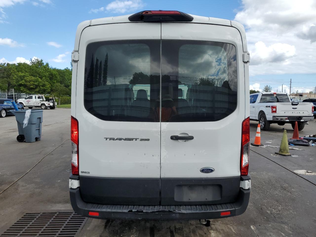 2021 Ford Transit Delivery Van VIN: 1FTBR1C87MKA65217 Lot: 87060085