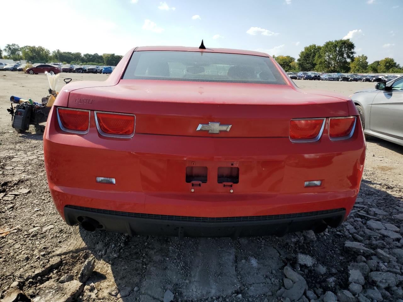 2011 Chevrolet Camaro Ls VIN: 2G1FA1ED1B9127267 Lot: 82192365