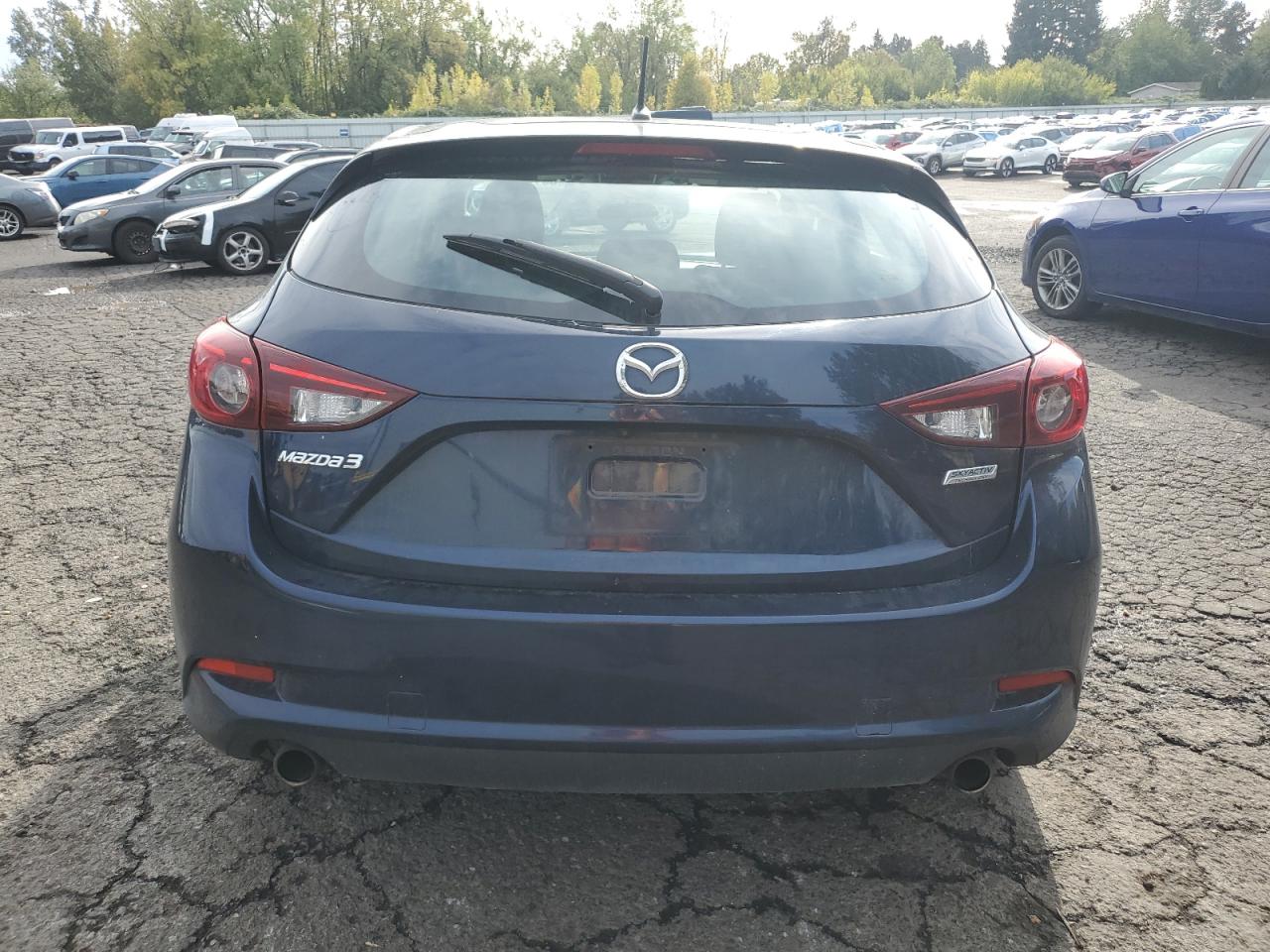 2018 Mazda 3 Touring VIN: 3MZBN1L37JM272921 Lot: 85179815