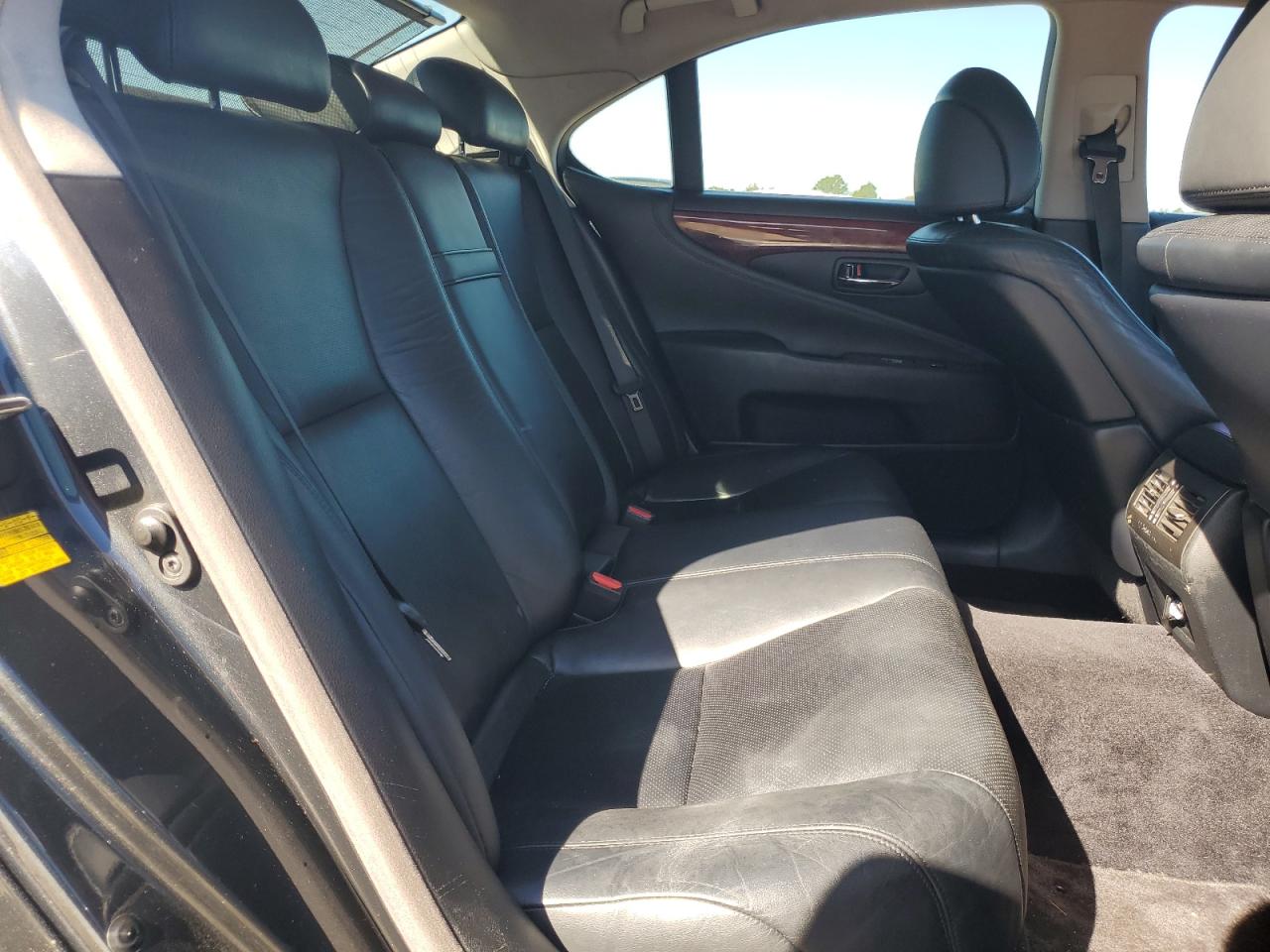 2011 Lexus Ls 460 VIN: JTHBL5EF2B5104097 Lot: 84960545