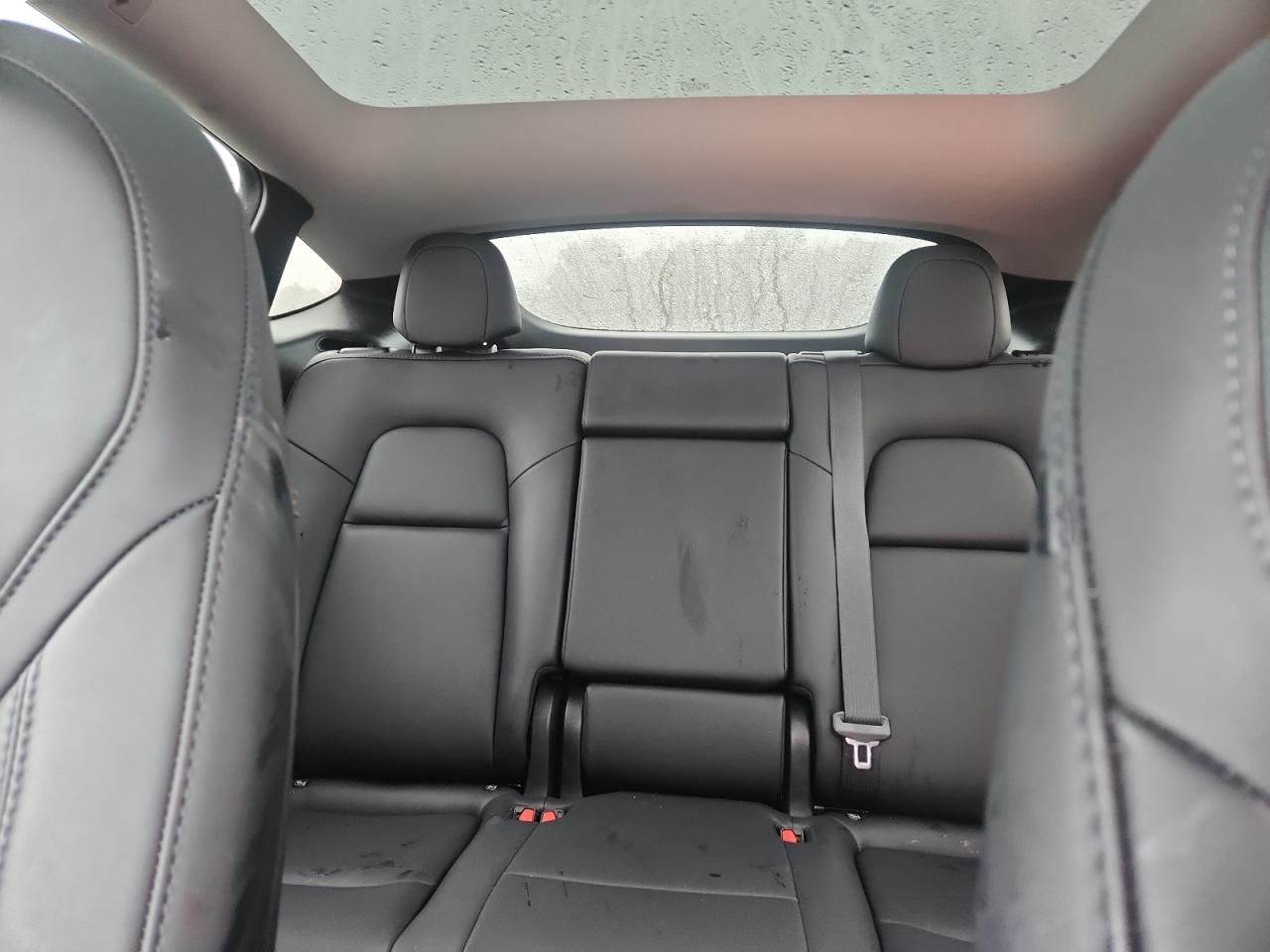 2024 Tesla Model Y VIN: 7SAYGDED9RF018824 Lot: 89921355