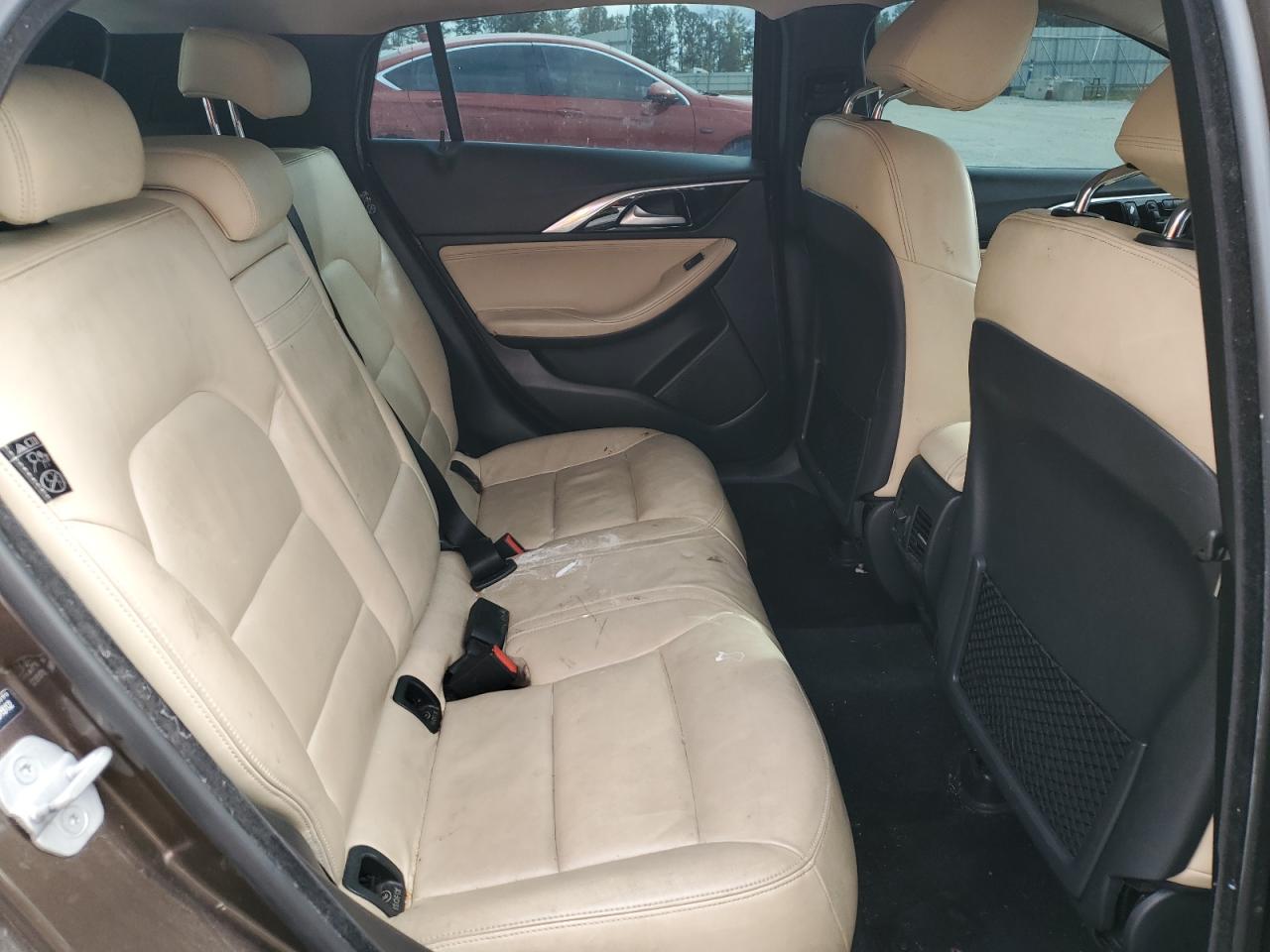 2018 Infiniti G37 Base VIN: SJKCH5CR8JA051512 Lot: 90677695