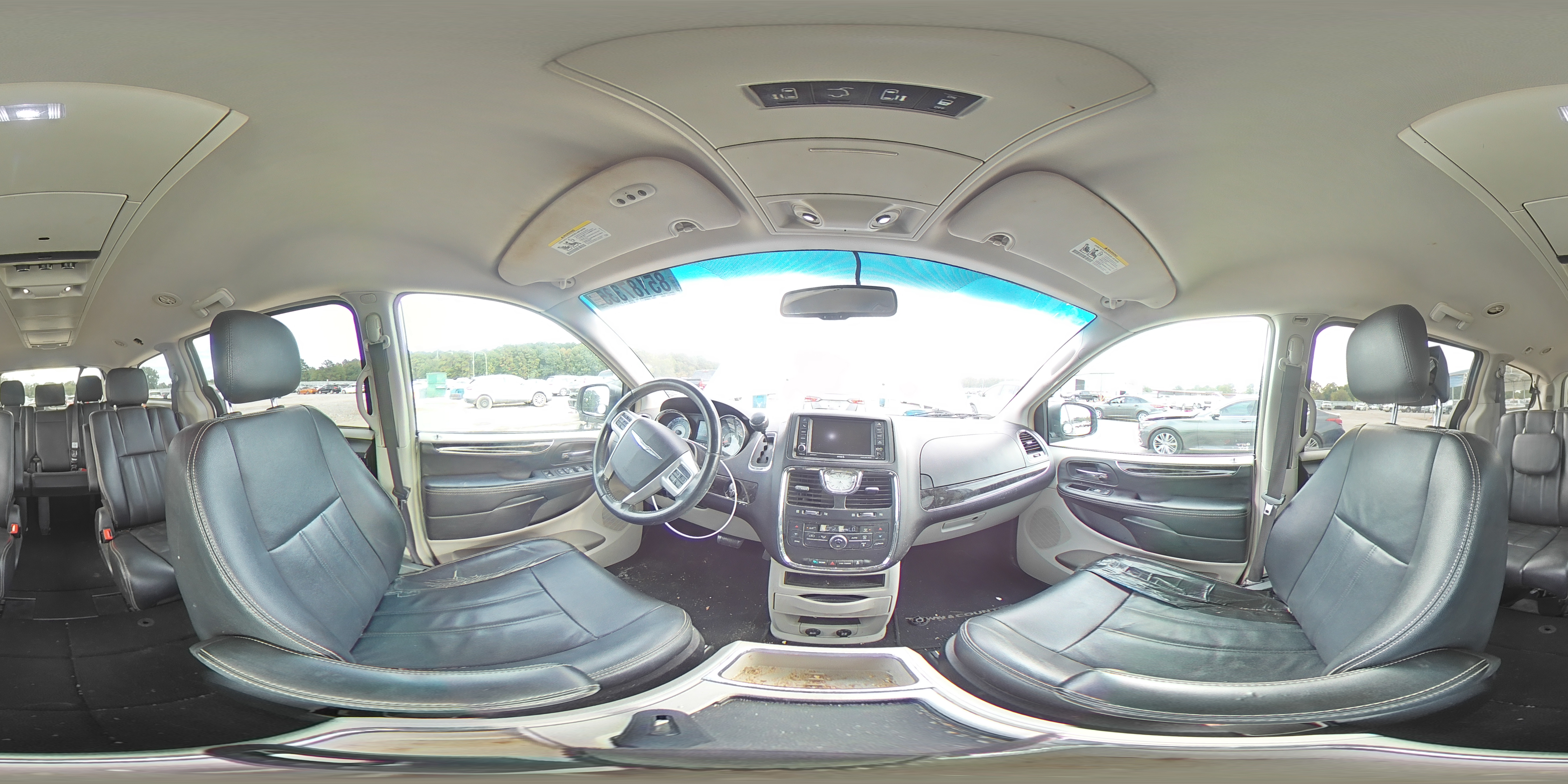 2015 Chrysler Town & Country Touring VIN: 2C4RC1BG5FR565129 Lot: 85187335