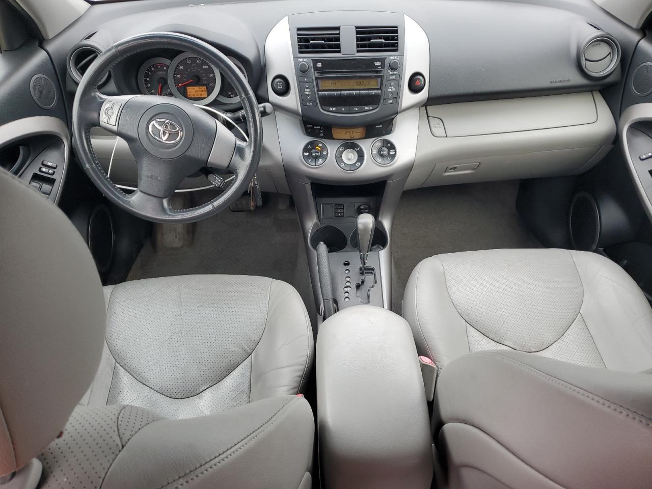 2008 Toyota Rav4 Limited VIN: JTMBD31V186066171 Lot: 82748215