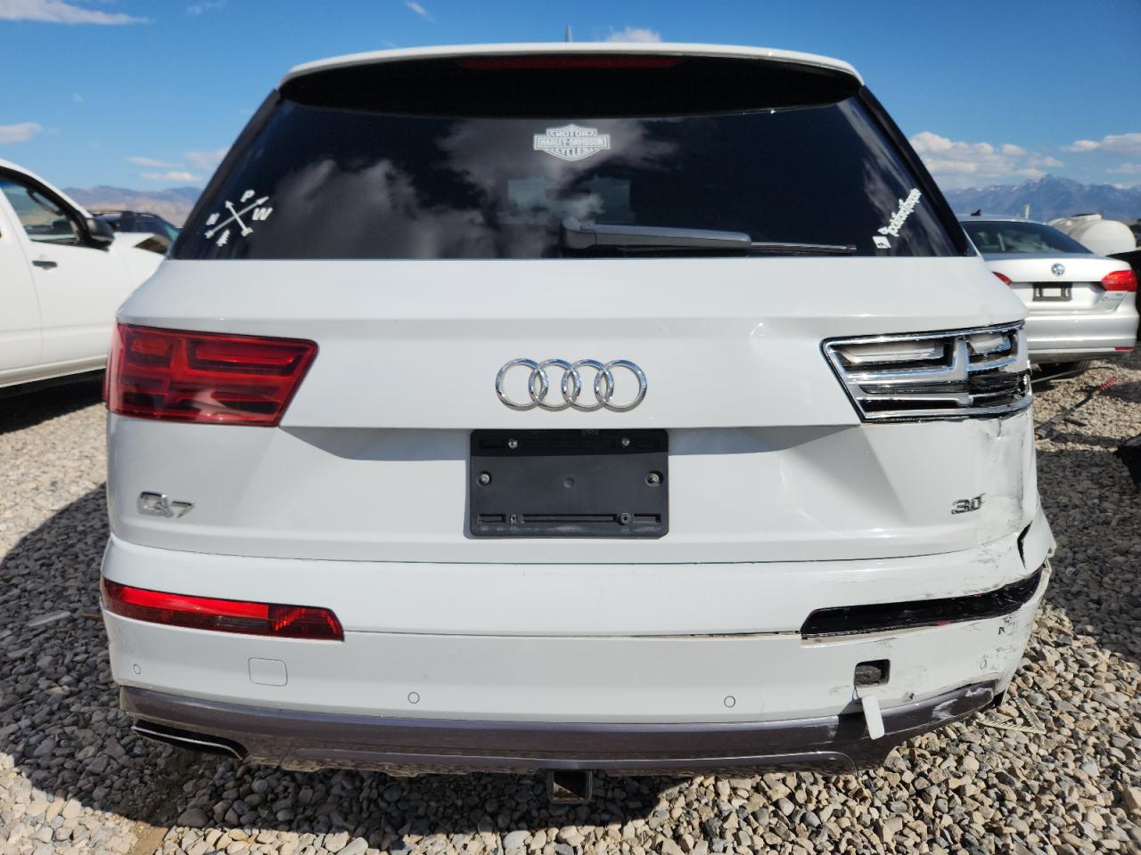2017 Audi Q7 Premium Plus VIN: WA1LAAF77HD047710 Lot: 85594725