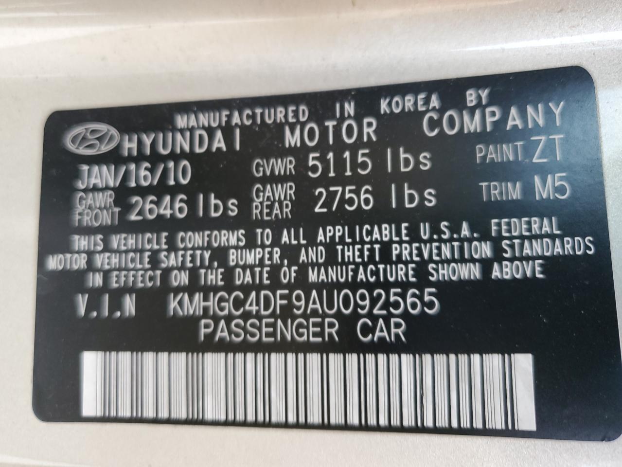 2010 Hyundai Genesis 4.6L VIN: KMHGC4DF9AU092565 Lot: 81996465