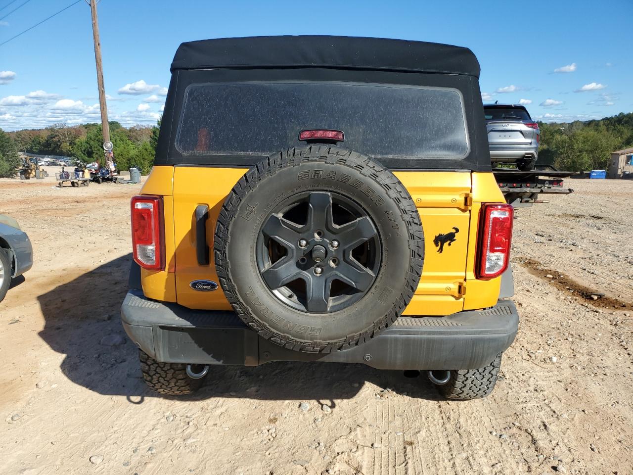 2021 Ford Bronco Base VIN: 1FMEE5DP1MLA93381 Lot: 82452925