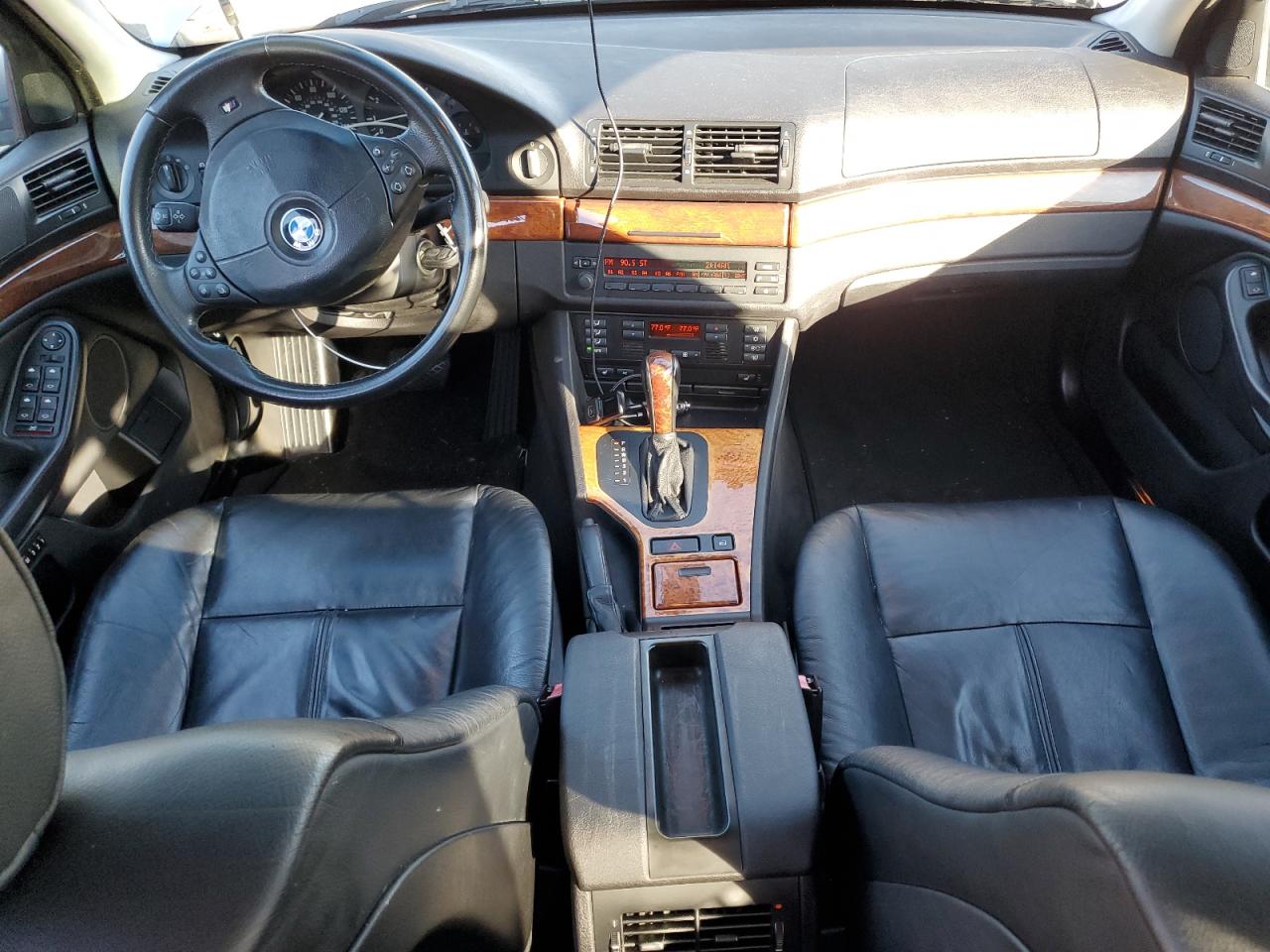 Фото: WBADP6332XBV60958