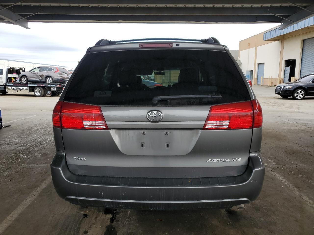 2004 Toyota Sienna Xle VIN: 5TDZA22C14S178977 Lot: 84794395