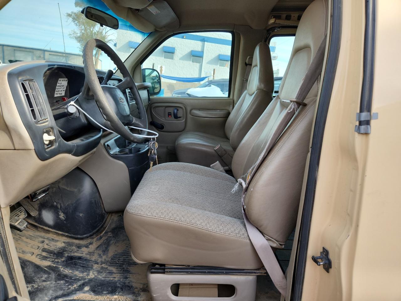 2000 Chevrolet Express G2500 VIN: 1GCFG25R9Y1173465 Lot: 89526515