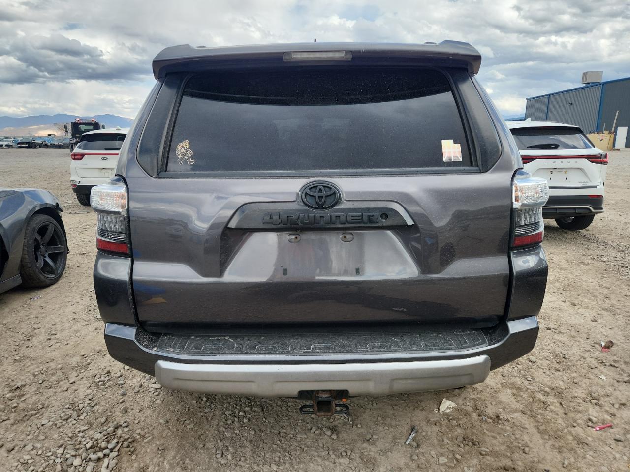 2016 Toyota 4Runner Sr5/Sr5 Premium VIN: JTEBU5JR8G5309537 Lot: 84200285