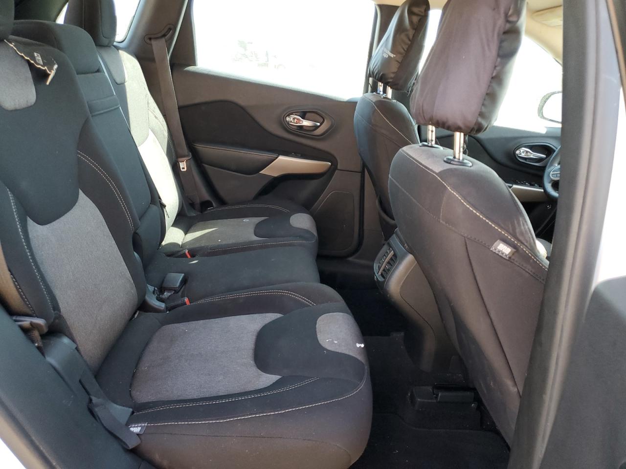 2017 Jeep Cherokee Sport VIN: 1C4PJLAB5HW654885 Lot: 86318465