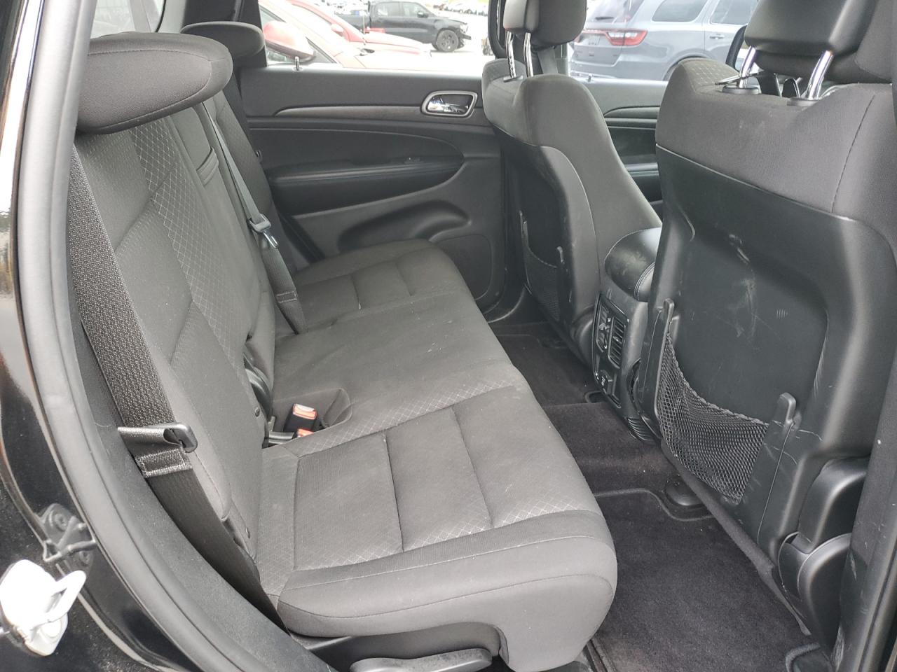 2018 Jeep Grand Cherokee Laredo VIN: 1C4RJFAG2JC352998 Lot: 86519925