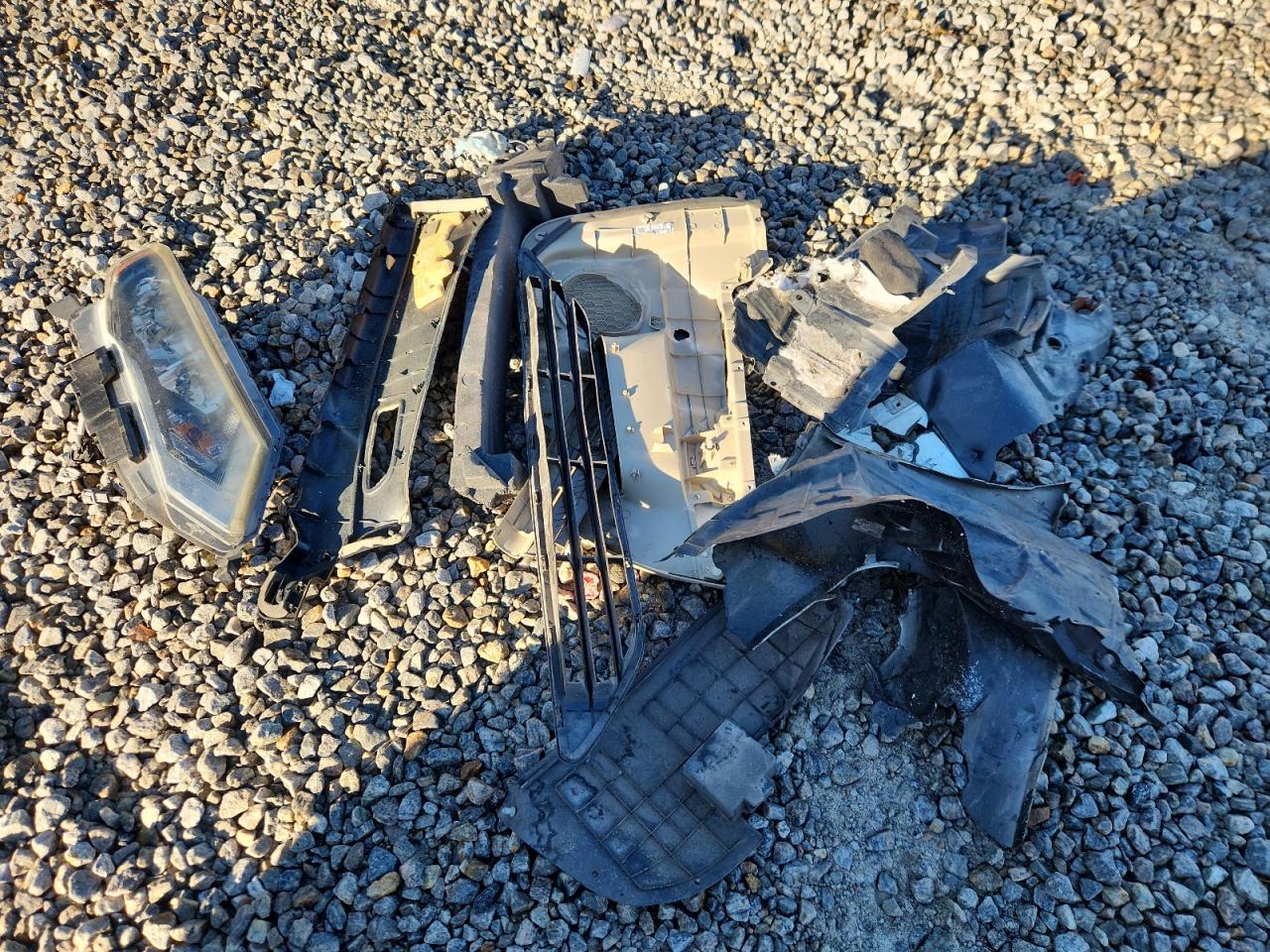 2017 Nissan Rogue S VIN: 5N1AT2MT1HC810934 Lot: 82574315