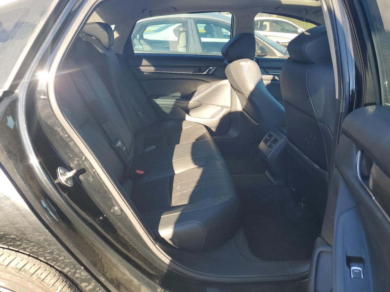 2019 Honda Accord Exl VIN: 1HGCV1F58KA164893 Lot: 85886475