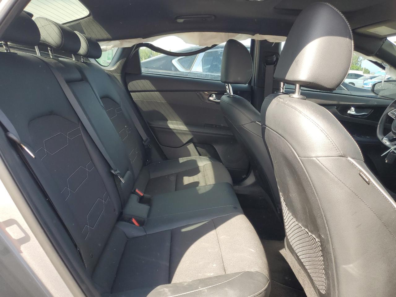 2024 Kia Forte Gt Line VIN: 3KPF54AD2RE772542 Lot: 85866715