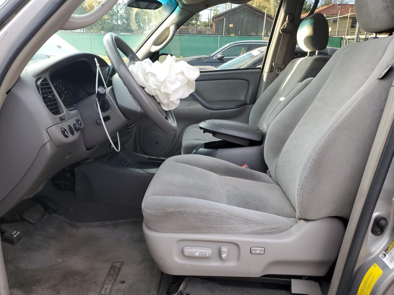 2005 Toyota Sequoia Sr5 VIN: 5TDBT44AX5S244480 Lot: 84750855