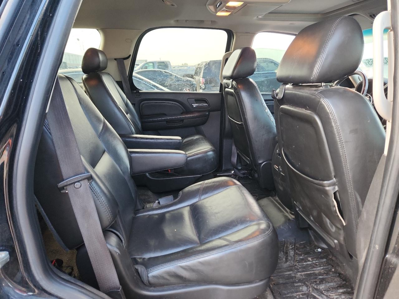 2009 GMC Yukon Denali VIN: 1GKFK03279R271913 Lot: 85937365