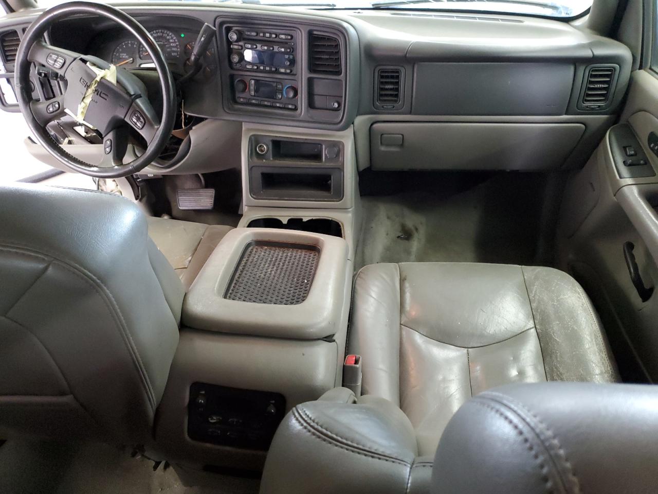 2006 GMC Yukon VIN: 1GKEK13T76R100360 Lot: 82407295