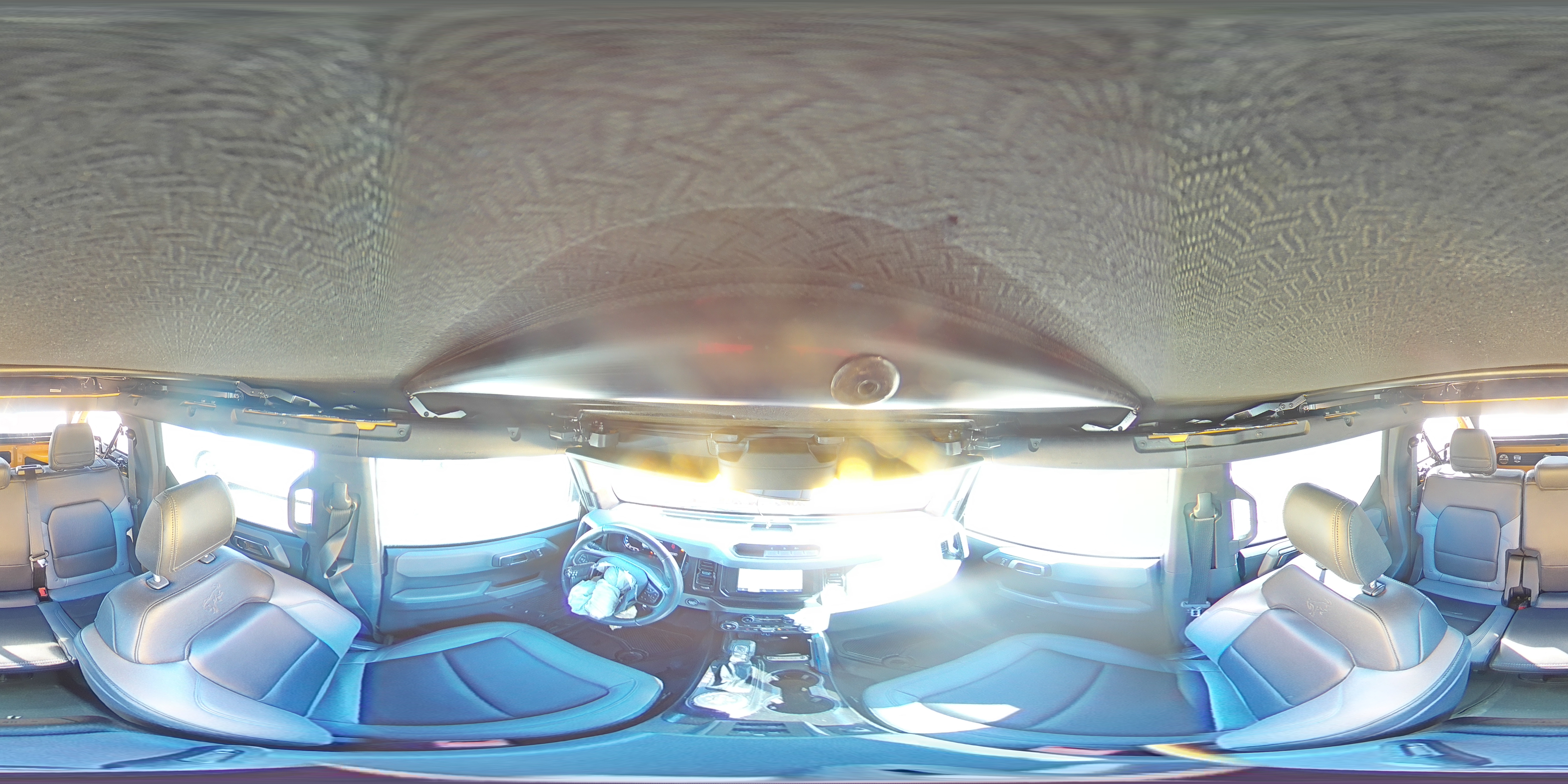 2021 Ford Bronco Base VIN: 1FMEE5DP1MLA93381 Lot: 82452925