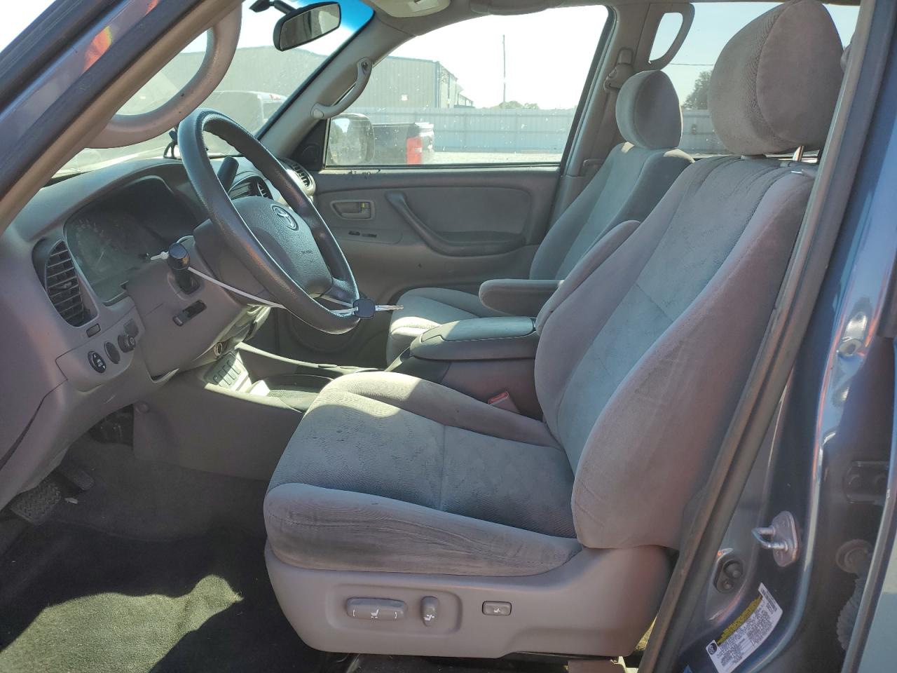 2006 Toyota Sequoia Sr5 VIN: 5TDZT34A86S282459 Lot: 82381815