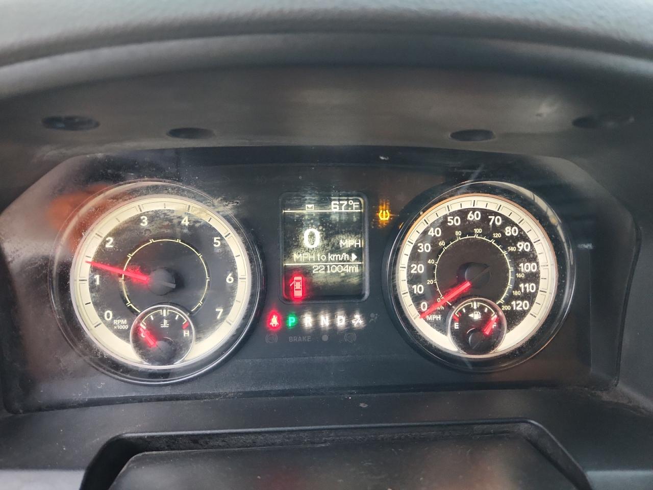 2019 Ram 1500 Classic Tradesman VIN: 3C6JR7DG9KG523002 Lot: 92647685