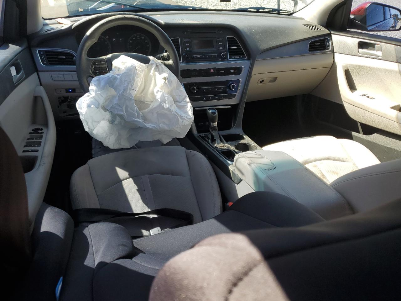 2015 Hyundai Sonata Se VIN: 5NPE24AF0FH245337 Lot: 90685425