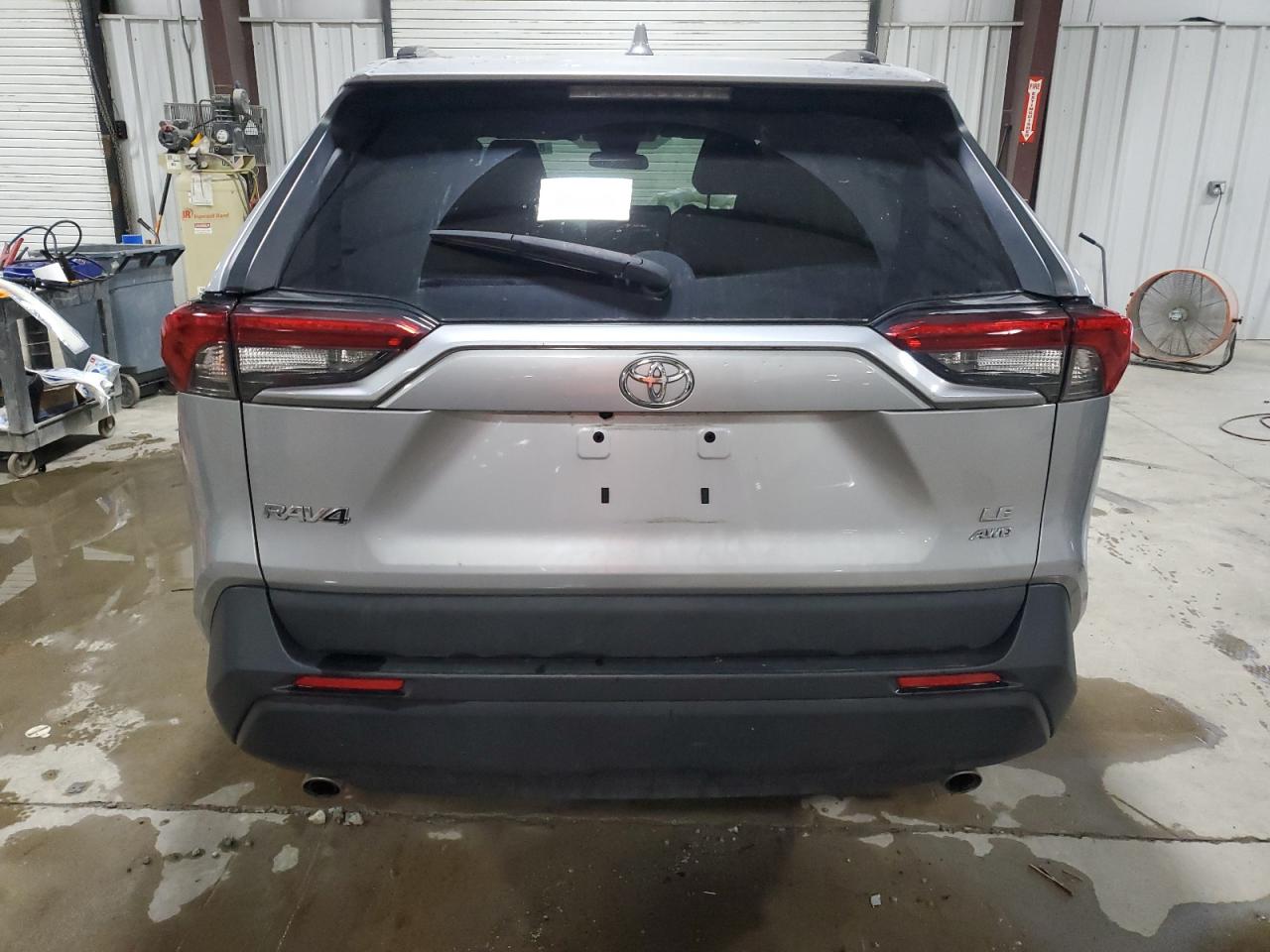 2019 Toyota Rav4 Le VIN: 2T3F1RFV9KW077933 Lot: 84735045