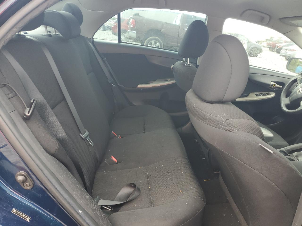 2011 Toyota Corolla Base VIN: 2T1BU4EE0BC661383 Lot: 82301825