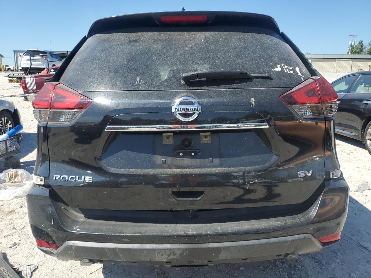 2017 Nissan Rogue S VIN: KNMAT2MTXHP517921 Lot: 85125315