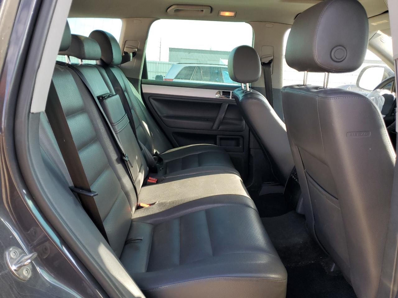 2009 Volkswagen Touareg 2 V6 VIN: WVGBE77L09D002240 Lot: 86281165