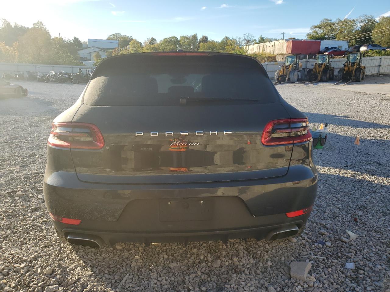 2017 Porsche Macan VIN: WP1AA2A59HLB07547 Lot: 86836335