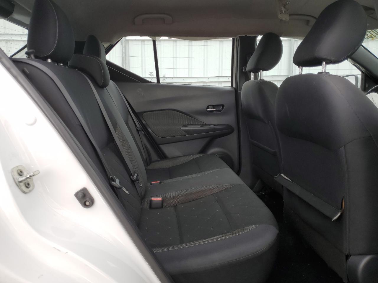 2019 Nissan Kicks S VIN: 3N1CP5CU3KL559670 Lot: 85760135