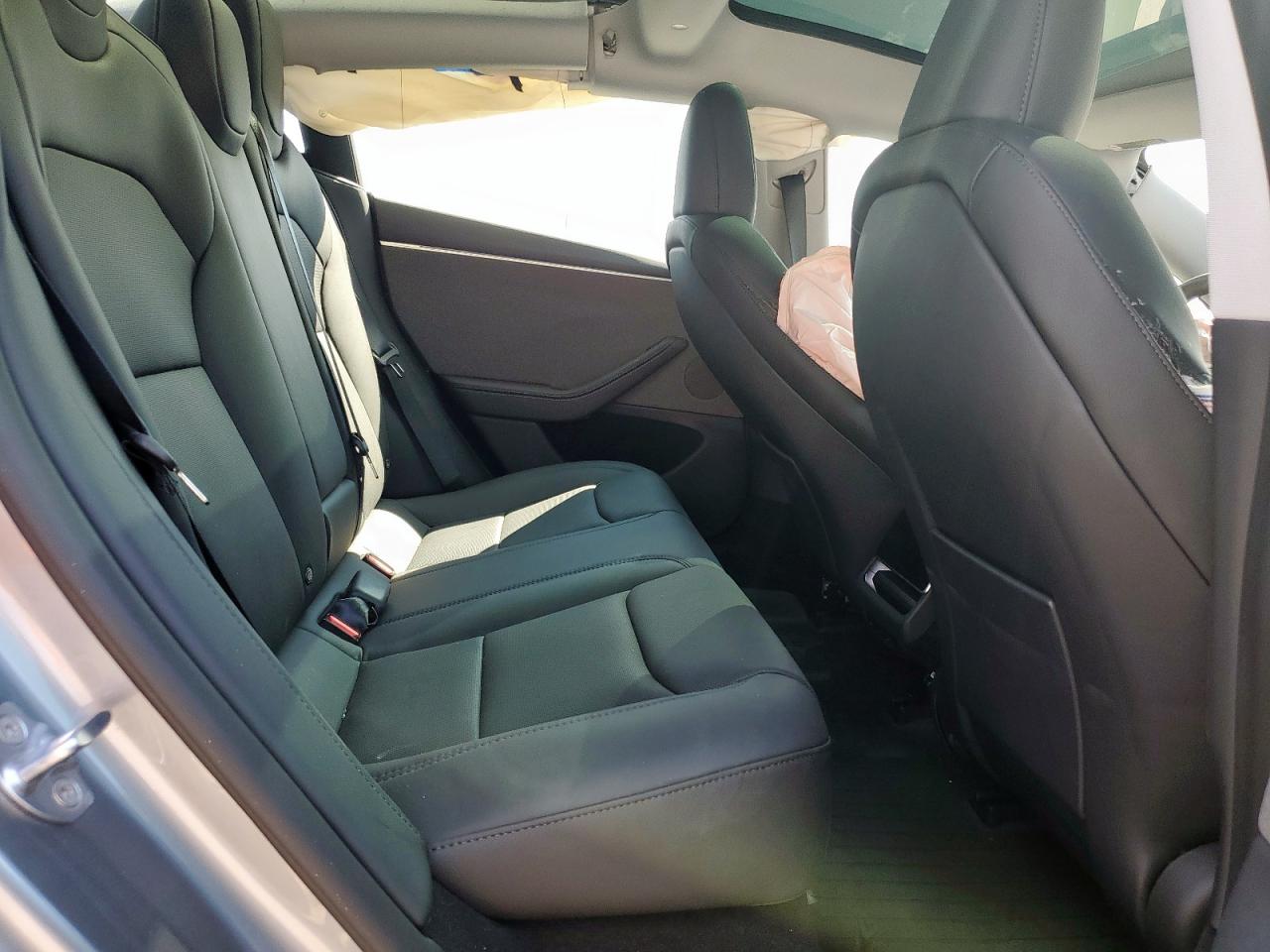 2025 Tesla Model 3 VIN: 5YJ3E1EA0SF002051 Lot: 84910535