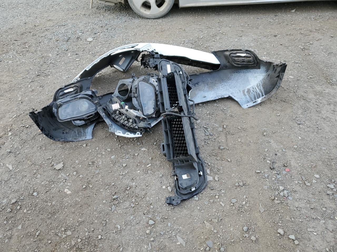 2015 Jeep Cherokee Sport VIN: 1C4PJLAB6FW547941 Lot: 84298195