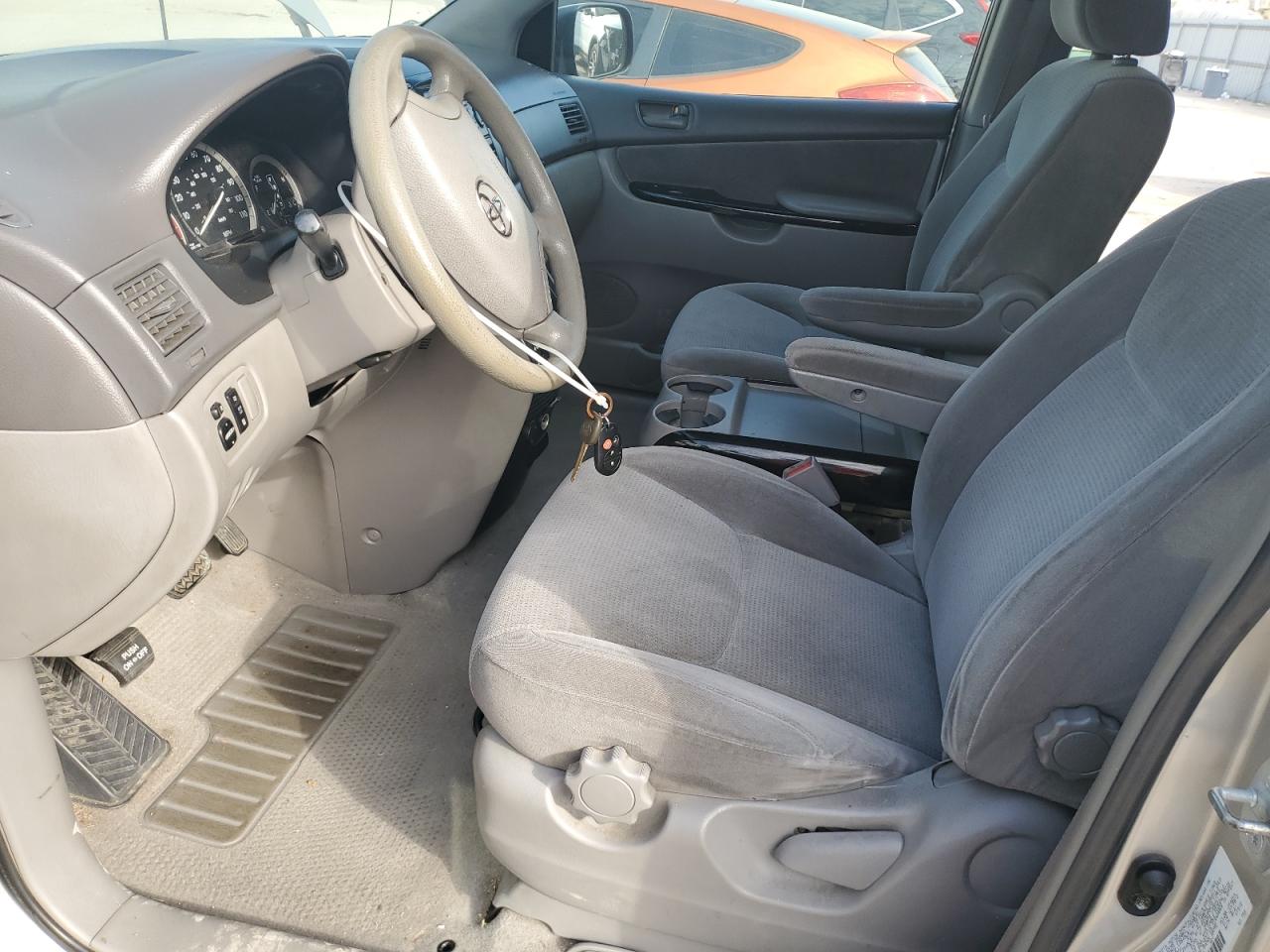 2004 Toyota Sienna Ce VIN: 5TDZA23C04S202216 Lot: 84899825