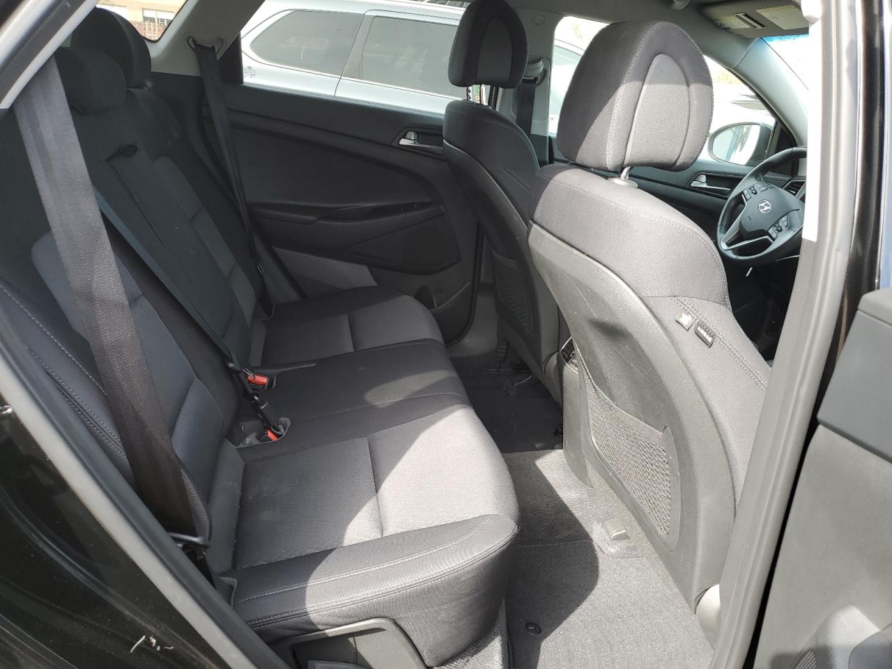 2017 Hyundai Tucson Limited VIN: KM8J33A41HU558325 Lot: 84018925