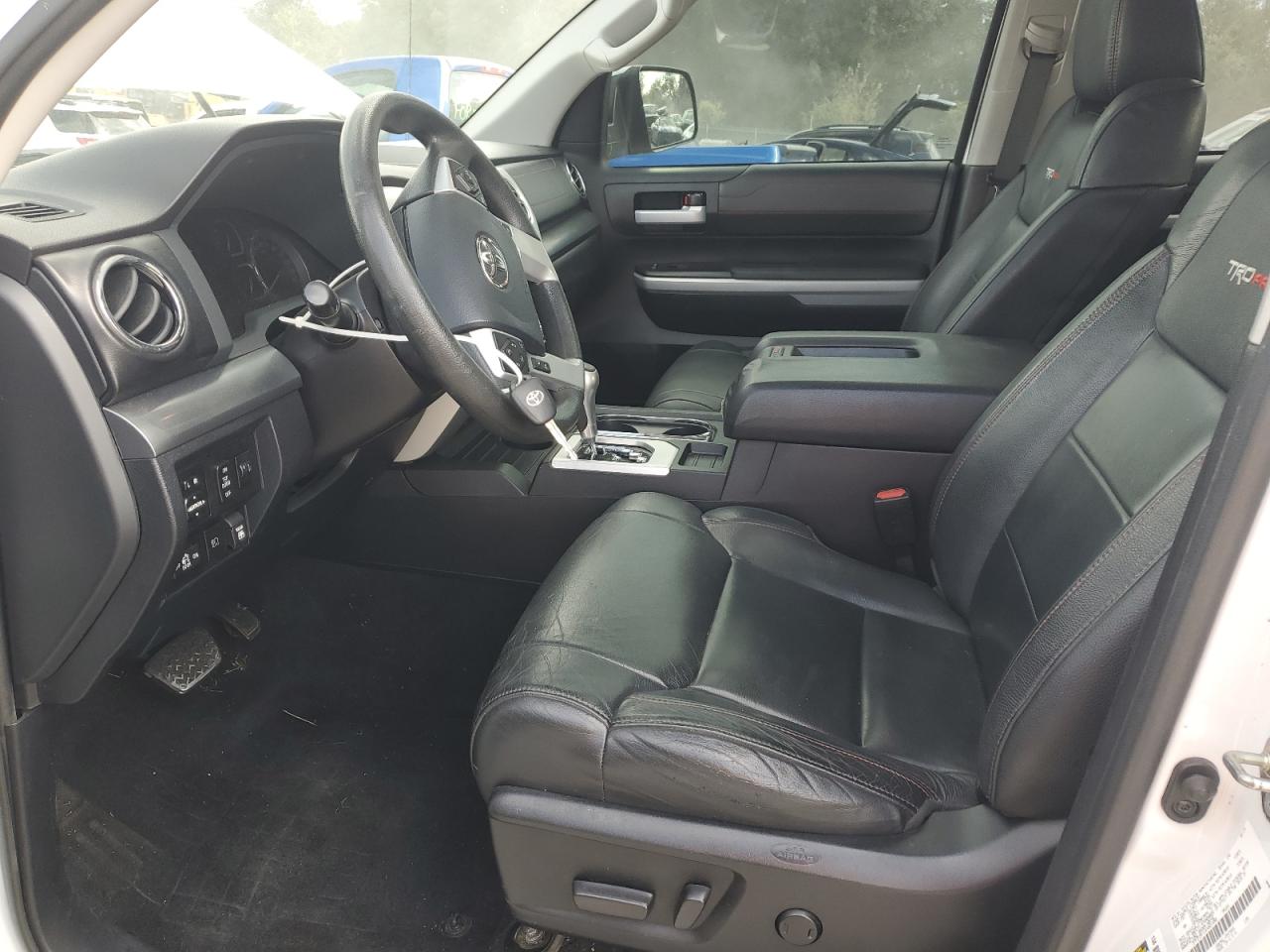 2019 Toyota Tundra Crewmax Sr5 VIN: 5TFDY5F11KX821450 Lot: 82369835