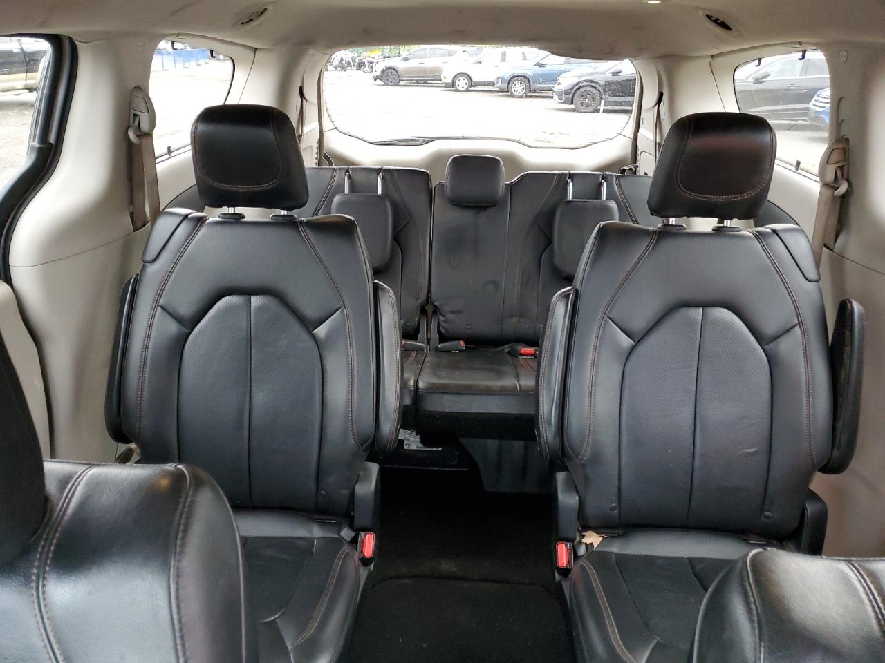2019 Chrysler Pacifica Touring L VIN: 2C4RC1BG1KR613574 Lot: 86661505