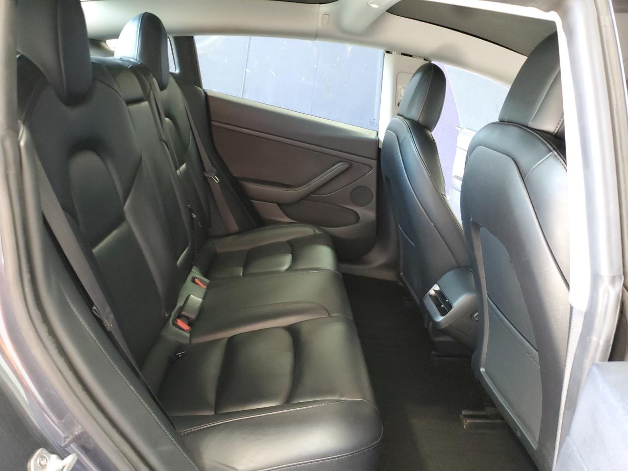 2022 Tesla Model 3 VIN: 5YJ3E1EA5NF287785 Lot: 85717675