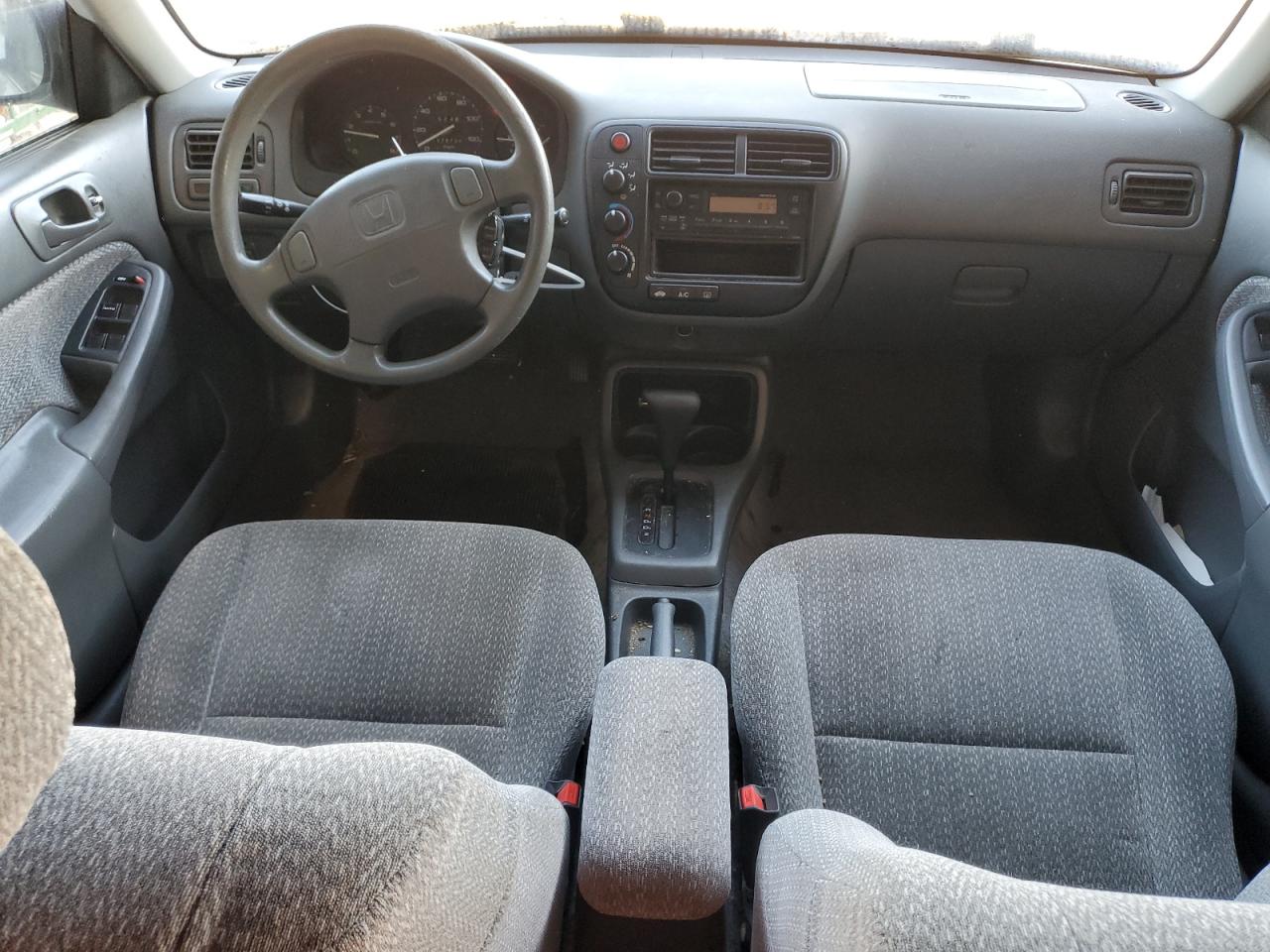 1999 Honda Civic Lx VIN: 2HGEJ6679XH560164 Lot: 84295415