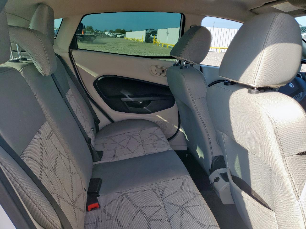 2013 Ford Fiesta Se VIN: 3FADP4EJXDM118880 Lot: 82126065