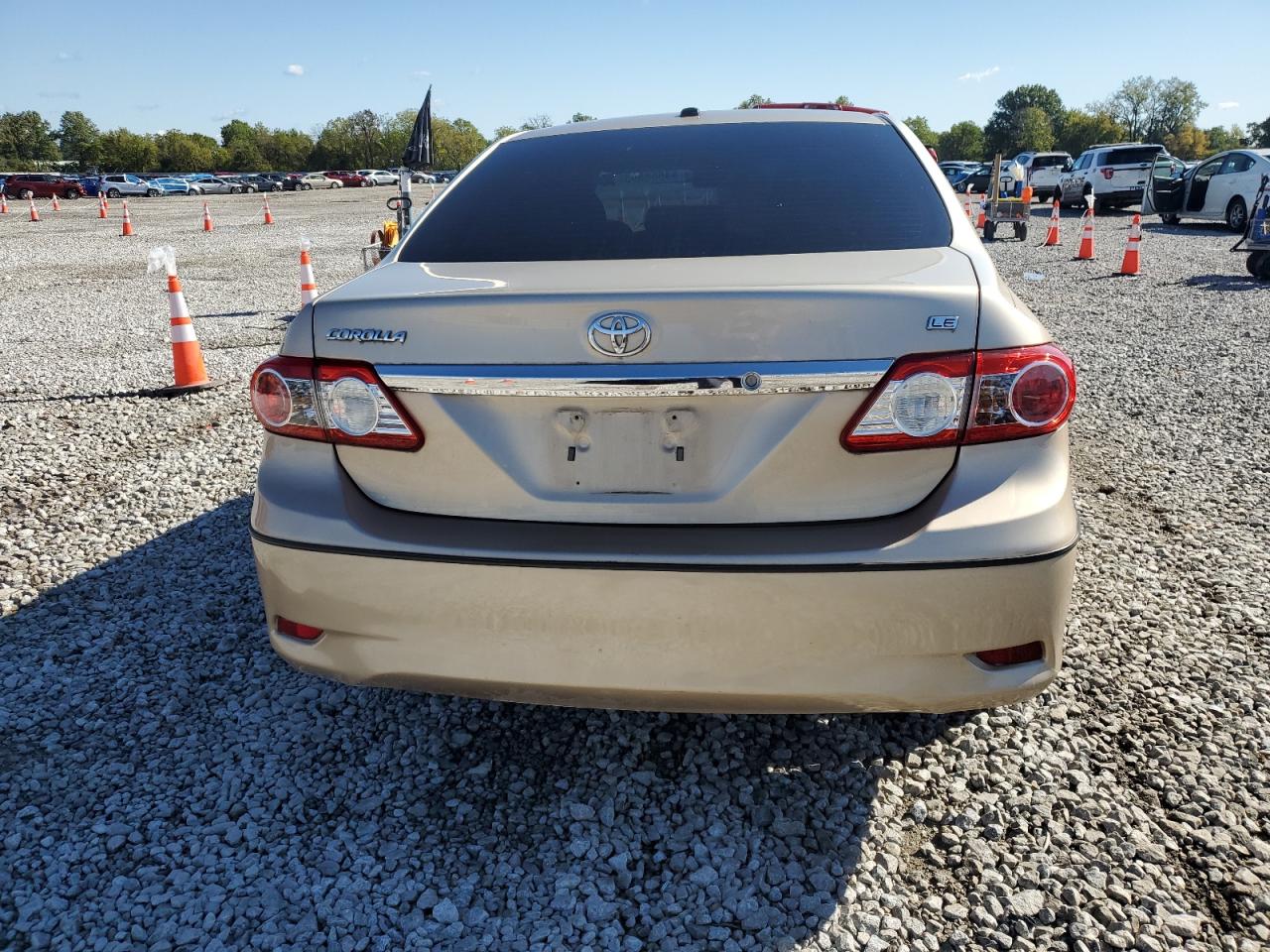 2011 Toyota Corolla Base VIN: 2T1BU4EE4BC733153 Lot: 84658505