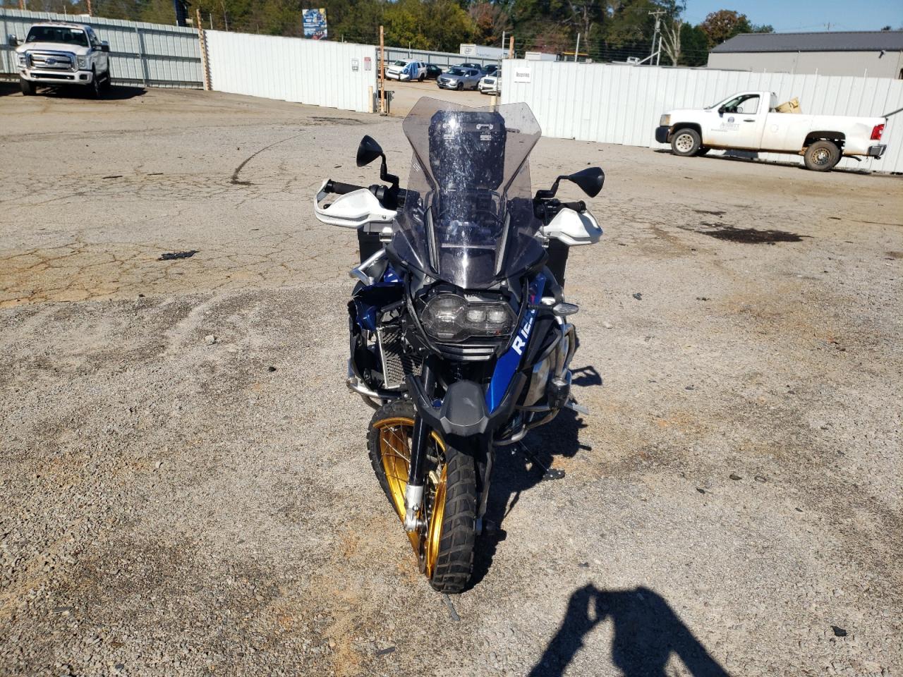 r 1250