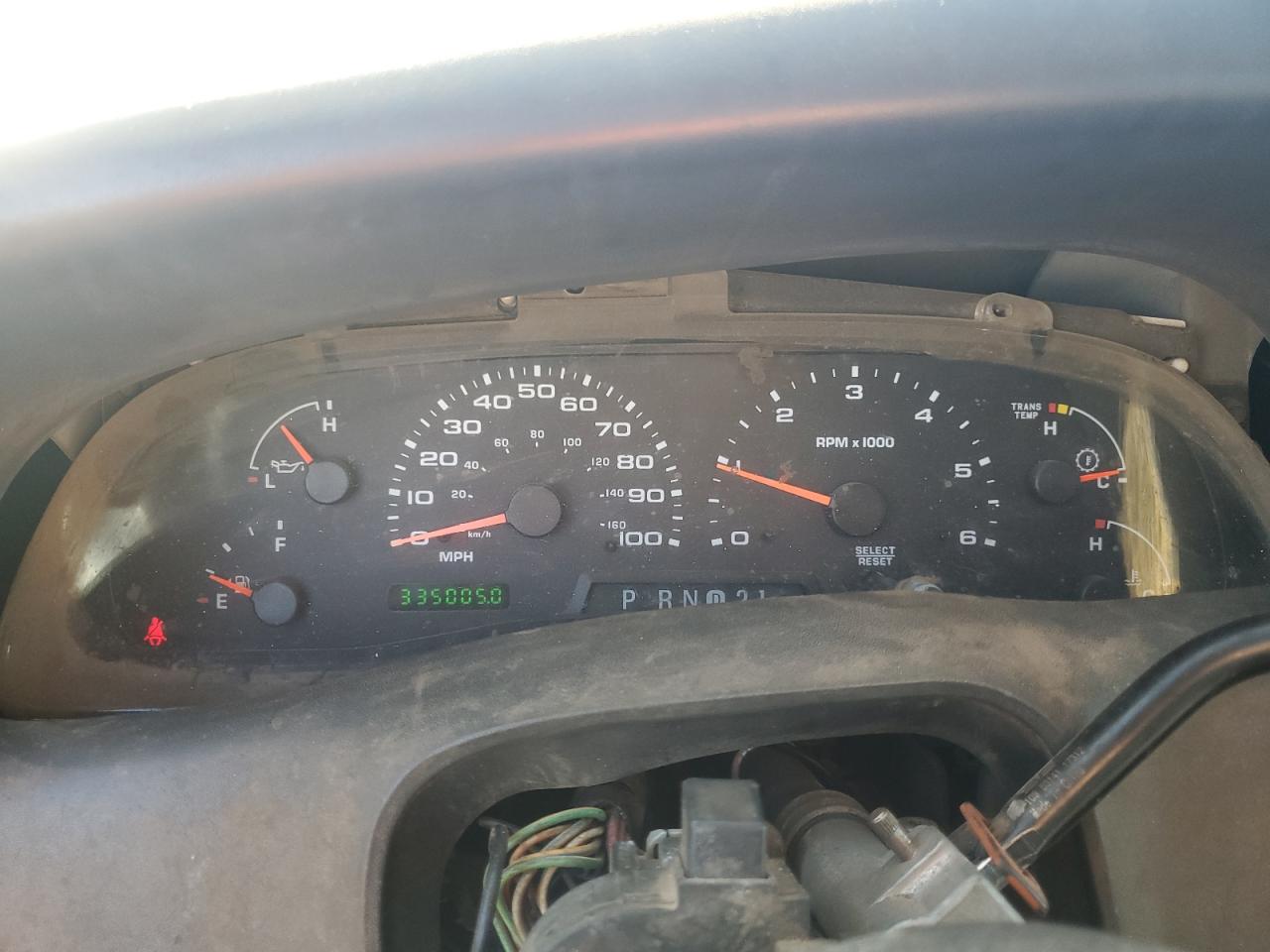 2002 Ford F250 Super Duty Utility / Service Truck VIN: 1FTNW21S42EC38679 Lot: 86487615