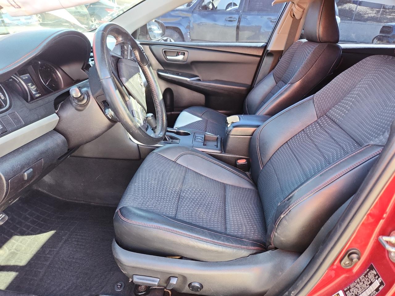 2015 Toyota Camry Hybrid VIN: 4T1BD1FK4FU157992 Lot: 84356855