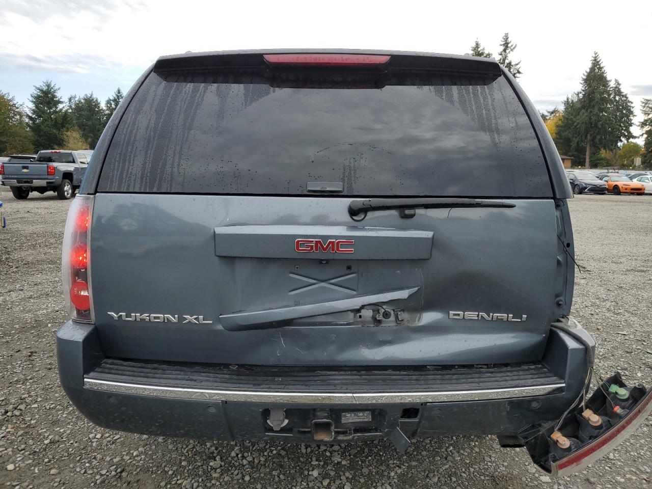 2007 GMC Yukon Xl Denali VIN: 1GKFK66857J387223 Lot: 89518535