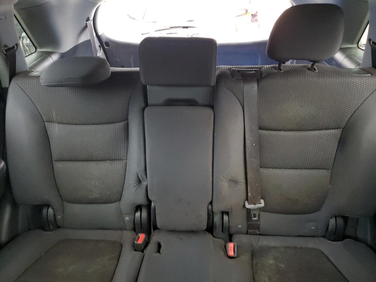 2011 Kia Sorento Base VIN: 5XYKT4A1XBG126975 Lot: 82418165