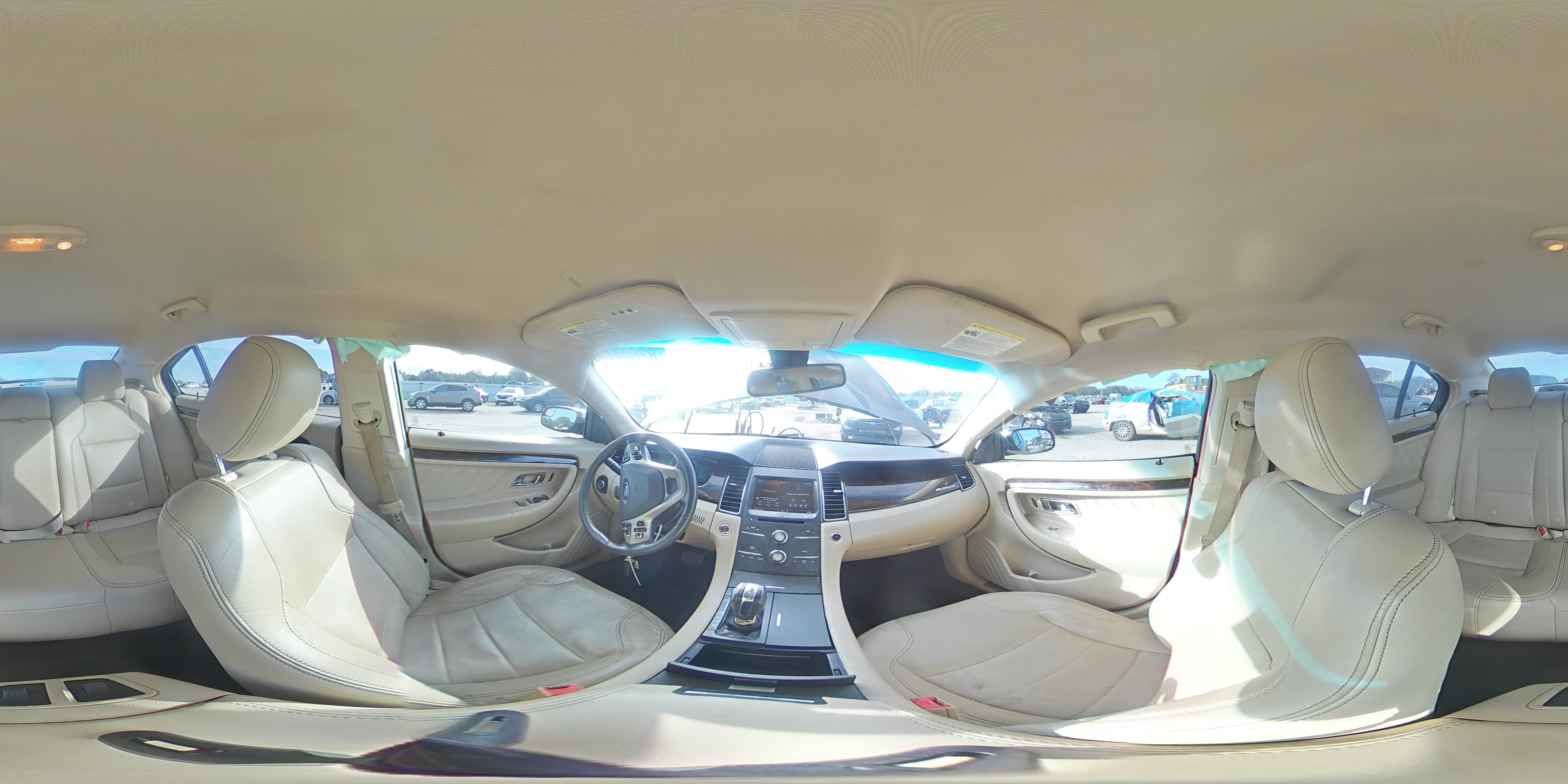 2015 Ford Taurus Limited VIN: 1FAHP2F86FG146917 Lot: 82644475